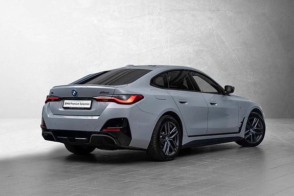 BMW i4 27 of 30