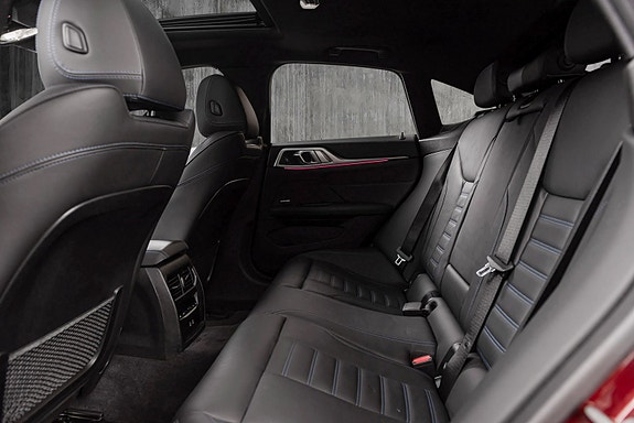BMW i4 20 of 30