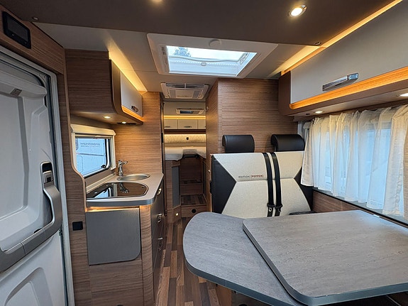 Weinsberg Cara Compact 600 MEG 7 of 15