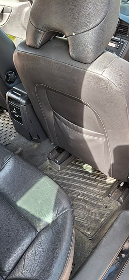 Volvo V70 14 of 20