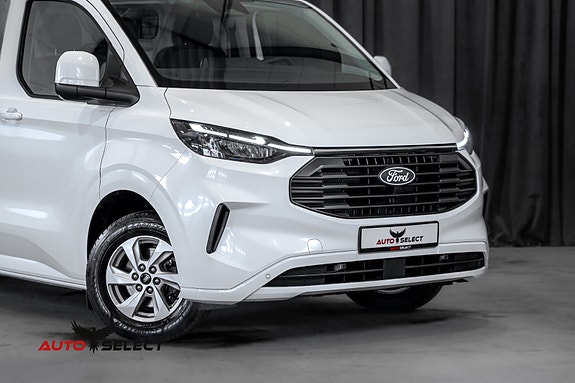 Ford Transit Custom 2 of 30