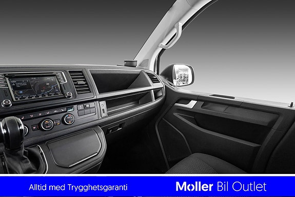 Volkswagen Multivan 10 of 19