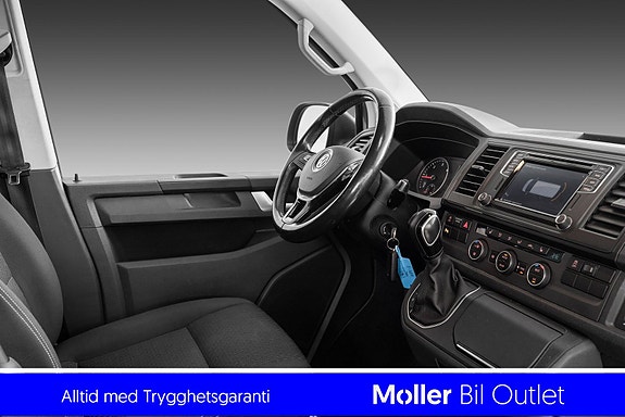 Volkswagen Multivan 18 of 19