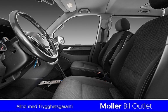 Volkswagen Multivan 7 of 19