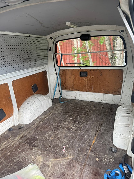 Toyota HiAce 4 of 4