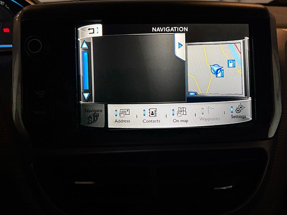 Peugeot 2008 23 of 30