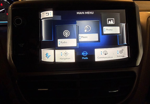 Peugeot 2008 26 of 30
