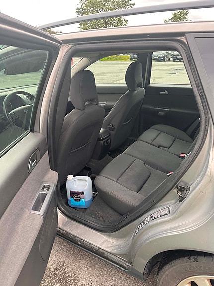 Volvo V50 8 of 10