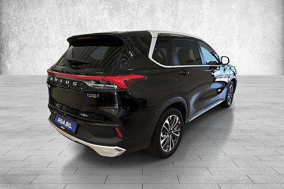 Maxus Euniq 6 4 of 19