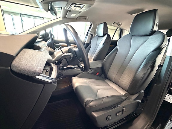 Skoda Enyaq 9 of 16