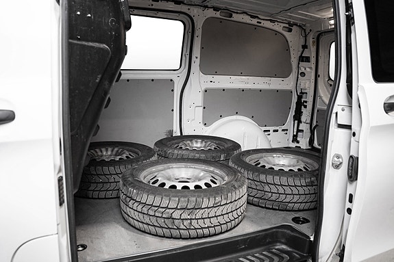 Mercedes-Benz Vito 116 24 of 25