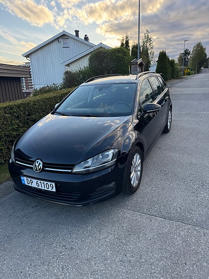 Volkswagen Golf VII