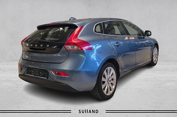 Volvo V40 5 of 17