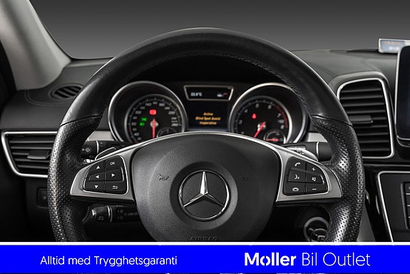 Mercedes-Benz GLE500 e 9 of 18