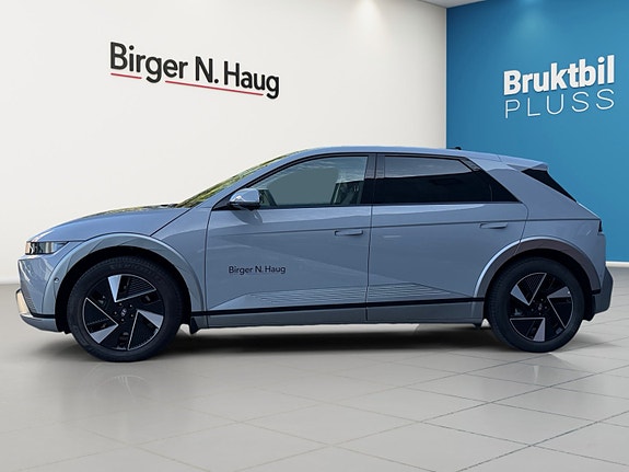 Hyundai Ioniq 5 2 of 12