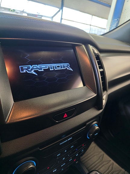 Ford Ranger Raptor 14 of 26