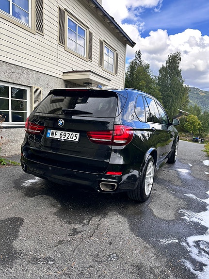 BMW X5 5 of 8