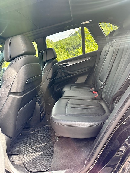 BMW X5 8 of 8