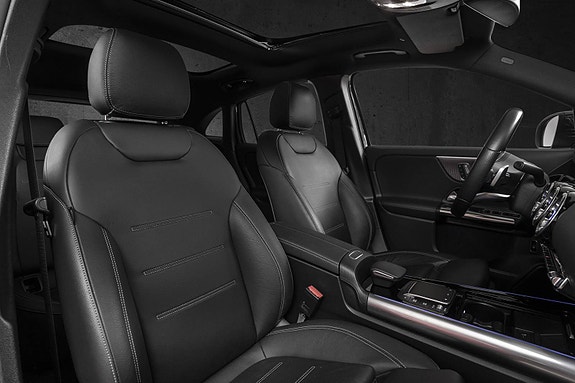 Mercedes-Benz EQA350 27 of 28