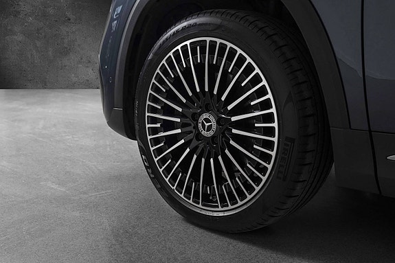 Mercedes-Benz EQA350 9 of 28
