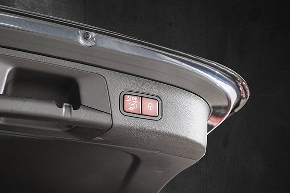 Mercedes-Benz EQA350 25 of 28