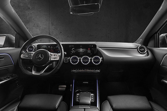 Mercedes-Benz EQA350 13 of 28