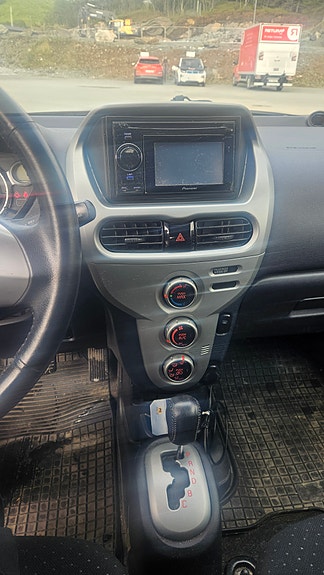 Mitsubishi i-Miev 8 of 8