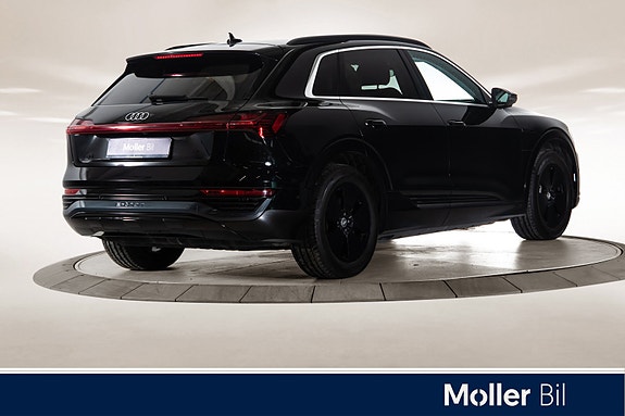 Audi Q8 e-tron 5 of 30