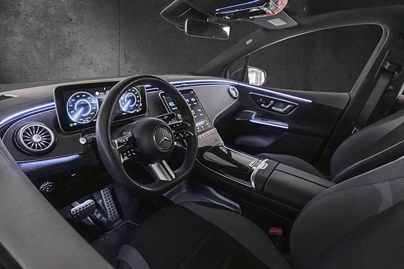 Mercedes-Benz EQE SUV 15 of 29