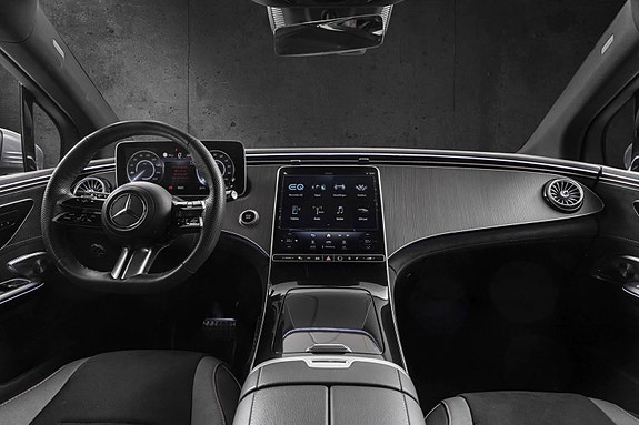Mercedes-Benz EQE SUV 13 of 29