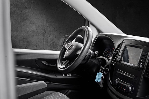 Mercedes-Benz Vito 119 22 of 23