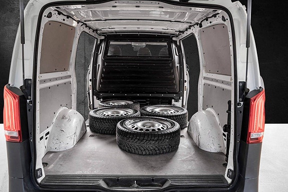 Mercedes-Benz Vito 119 20 of 23