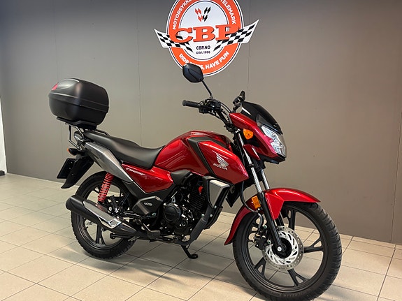Honda CB 125F 2 of 7