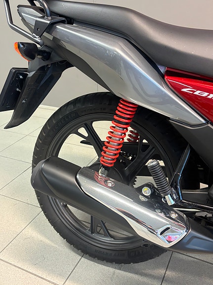 Honda CB 125F 7 of 7