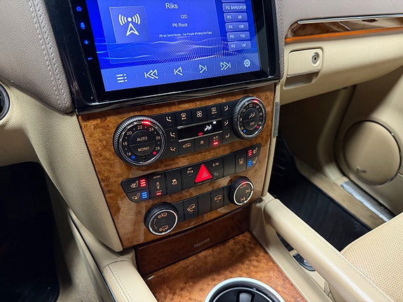 Mercedes-Benz GL350 20 of 29