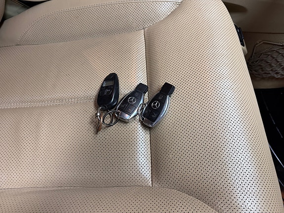 Mercedes-Benz GL350 29 of 29
