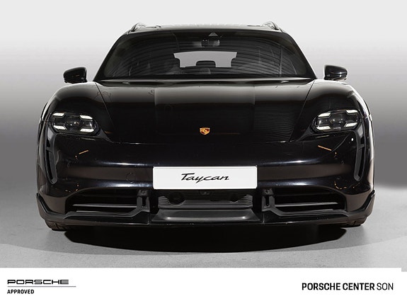 Porsche Taycan Cross Turismo 4 of 30