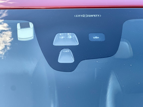 Volvo V70 10 of 30