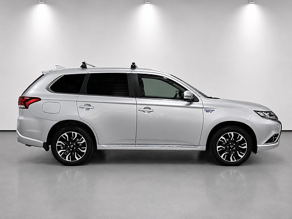 Mitsubishi Outlander 5 of 25