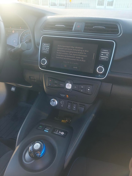 Nissan Leaf 9 of 20