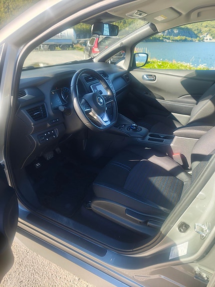 Nissan Leaf 13 of 20