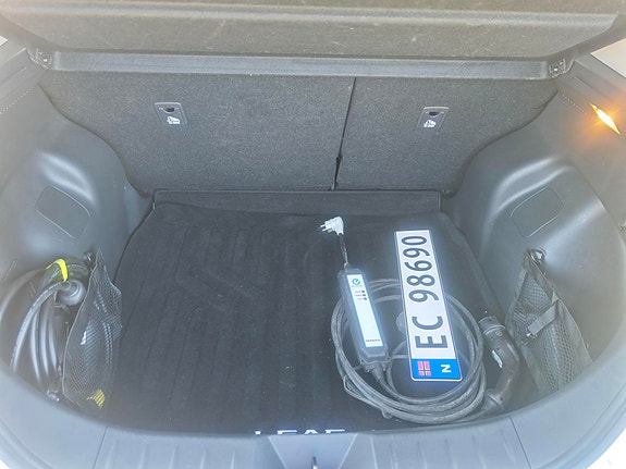 Nissan Leaf 16 of 20