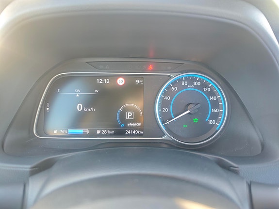 Nissan Leaf 8 of 20