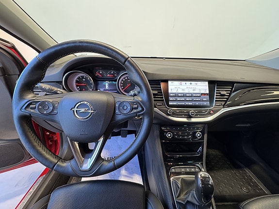 Opel Astra 18 of 29