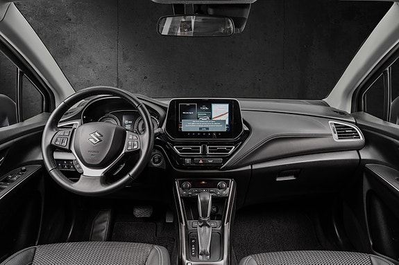 Suzuki SX4 S-Cross 13 of 30