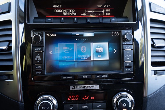 Mitsubishi Pajero 22 of 30