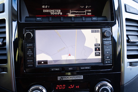 Mitsubishi Pajero 23 of 30