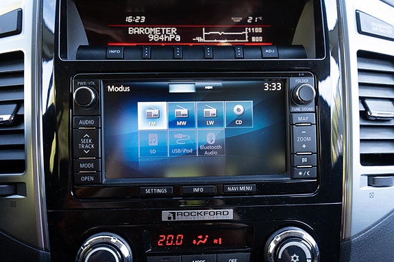 Mitsubishi Pajero 21 of 30