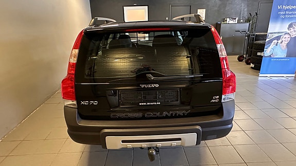 Volvo XC70 6 of 25