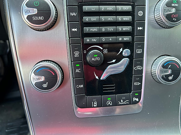 Volvo V60 24 of 30